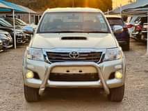 used toyota hilux