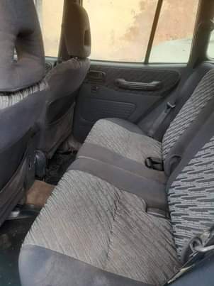 A picture of 1999 Toyota Raw4 3533y