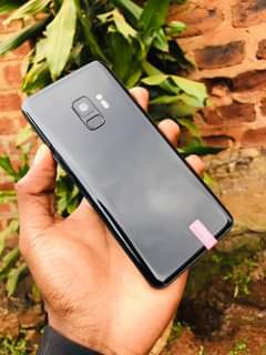 A picture of Samsung Galaxy S9 64GB 4G 380k 0758206953 clear camera fastest
