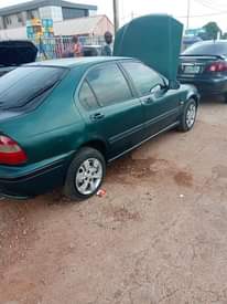 A picture of Honda Civic Uk 1998