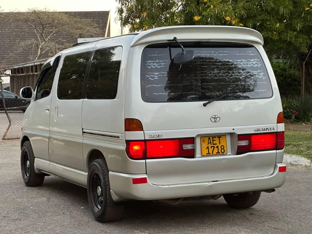 classifieds/cars toyota