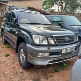 A picture of TOYOTA LANDCRUISER V8 CYGNUS