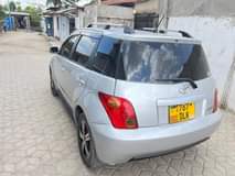 A picture of Toyota ist