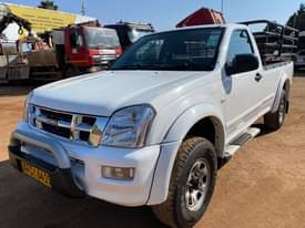 isuzu kb300