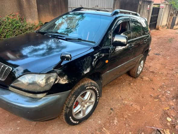 A picture of HARRIER 2 2CC 8 5M CALL 0701488581 WHATSAPP 0776417404