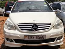 A picture of 2011 Mercedes Benz B200