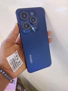 A picture of Infinix Hot 40 pro 256GB Rom 16GB Ram Watsapp call