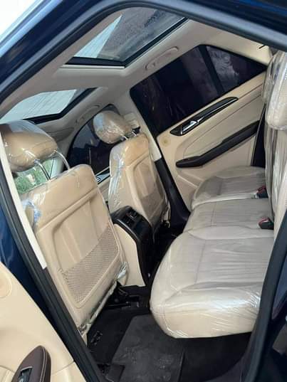 A picture of 2016 Mercedes Benz GLE350 Yes