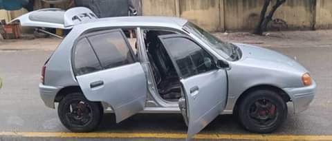 A picture of TOYOTA STARLET
