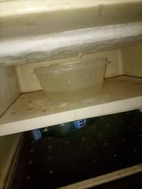 A picture of Friji used linagandisha juu chini Lina poza bei laki na