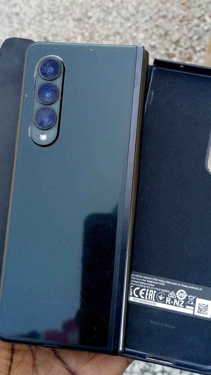 A picture of Samsung Fold 3