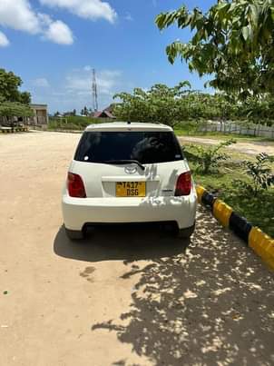 A picture of TOYOTA RAVE 4 MISS TZ