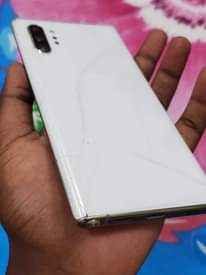 A picture of Samsung note 10