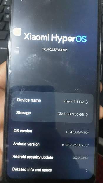 A picture of XIAOMI 11T GB 256 NAHITAJI 300 TU NJOO INBOX NIKUPE