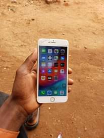 A picture of iPhone 6plus 16gb no touch at only ugx 130k