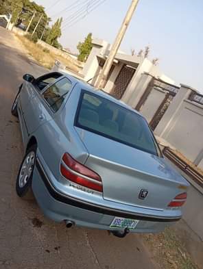 A picture of Standard clean 406 prestige Manual Transmission Ac and Everything is