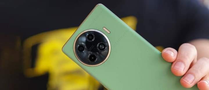 A picture of TECNO Spark 20 Pro 256GB Rom 16GB Ram 4G LTE