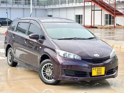 A picture of Toyota wish