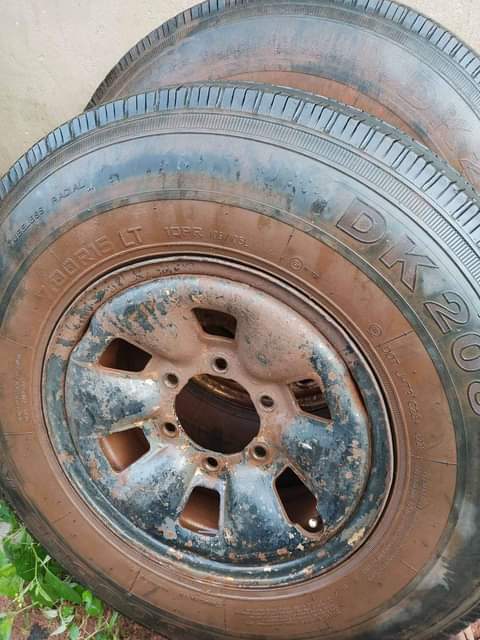 A picture of Belgium 15r 7 00 tires