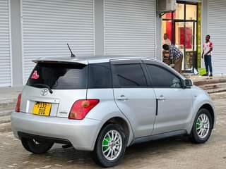 A picture of Toyota IST for sell. 0714094988