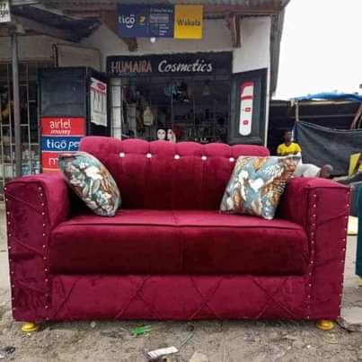 A picture of Uuzaji wa sofa