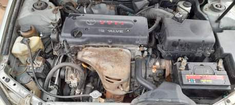 A picture of 2004 Toyota Camry