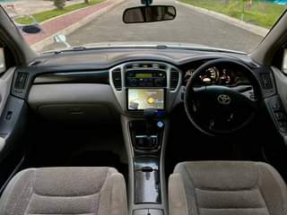 A picture of  TOYOTA_KLUGER_0620356906