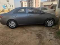 A picture of Distress sale first body paint 2011 model Toyota corolla 3