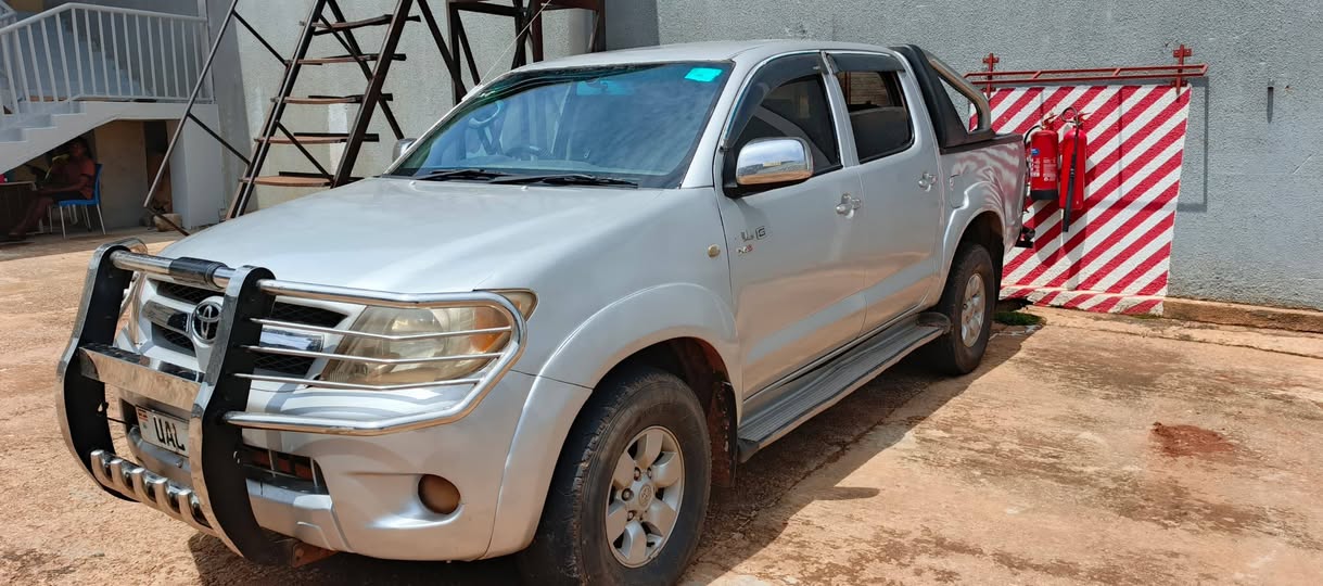 used toyota hilux
