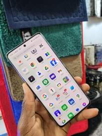A picture of Oppo Reno11 5G 256GB