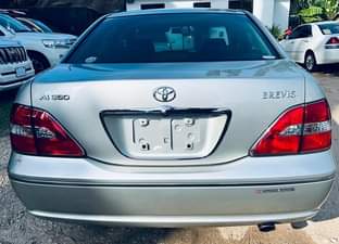 A picture of TOYOTA BREVIS premium edition