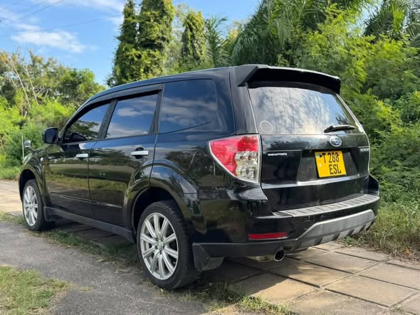 A picture of SUBARU FORESTER