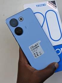 A picture of CAMON 20 PRO TECNO ORIGINAL ON SALE