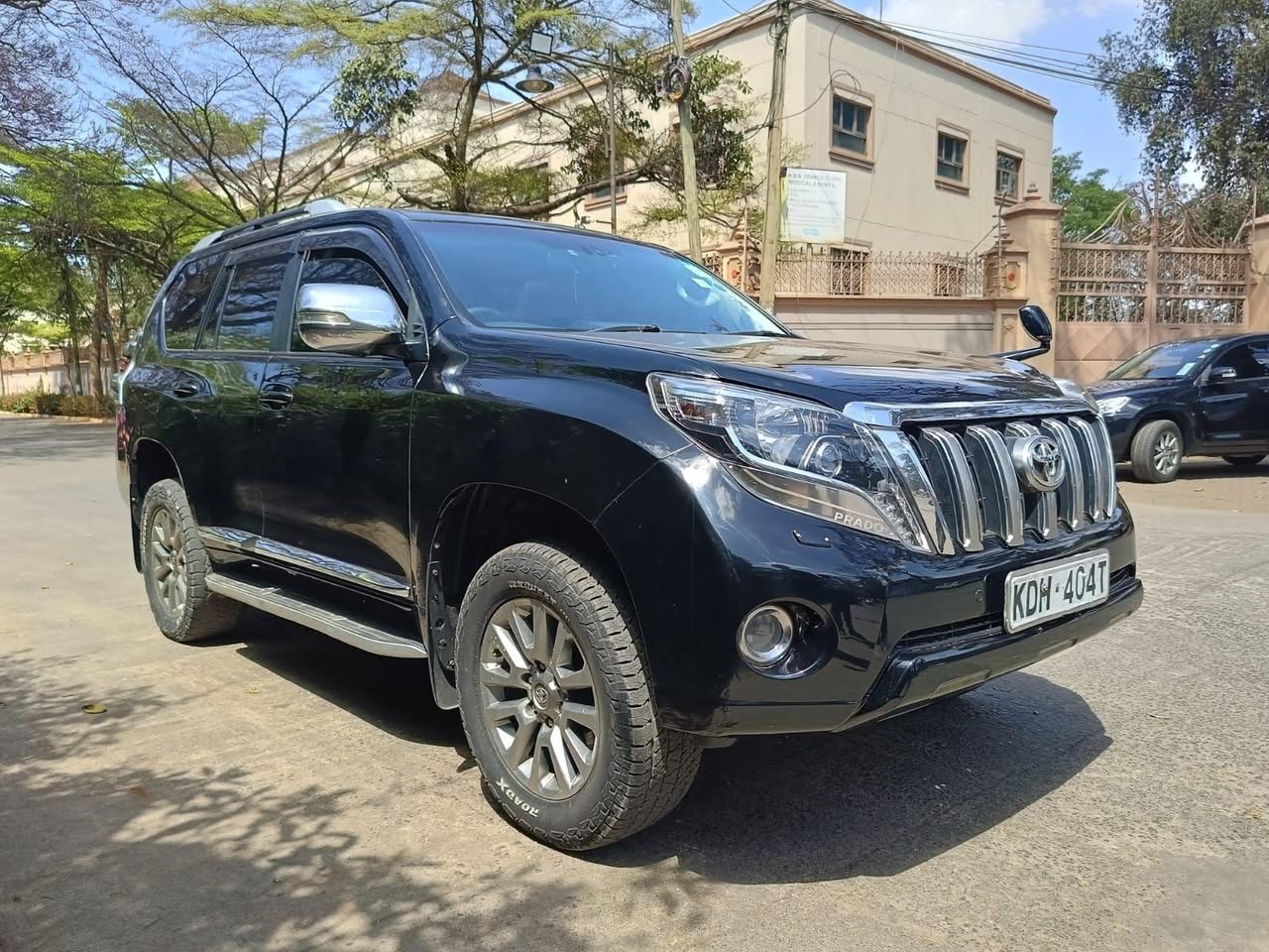 A picture of 2017 Toyota landcruiser prado j150