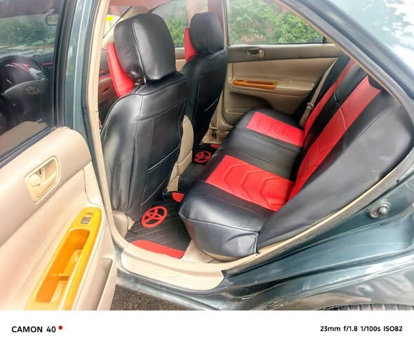 A picture of 04 Toyota Camry