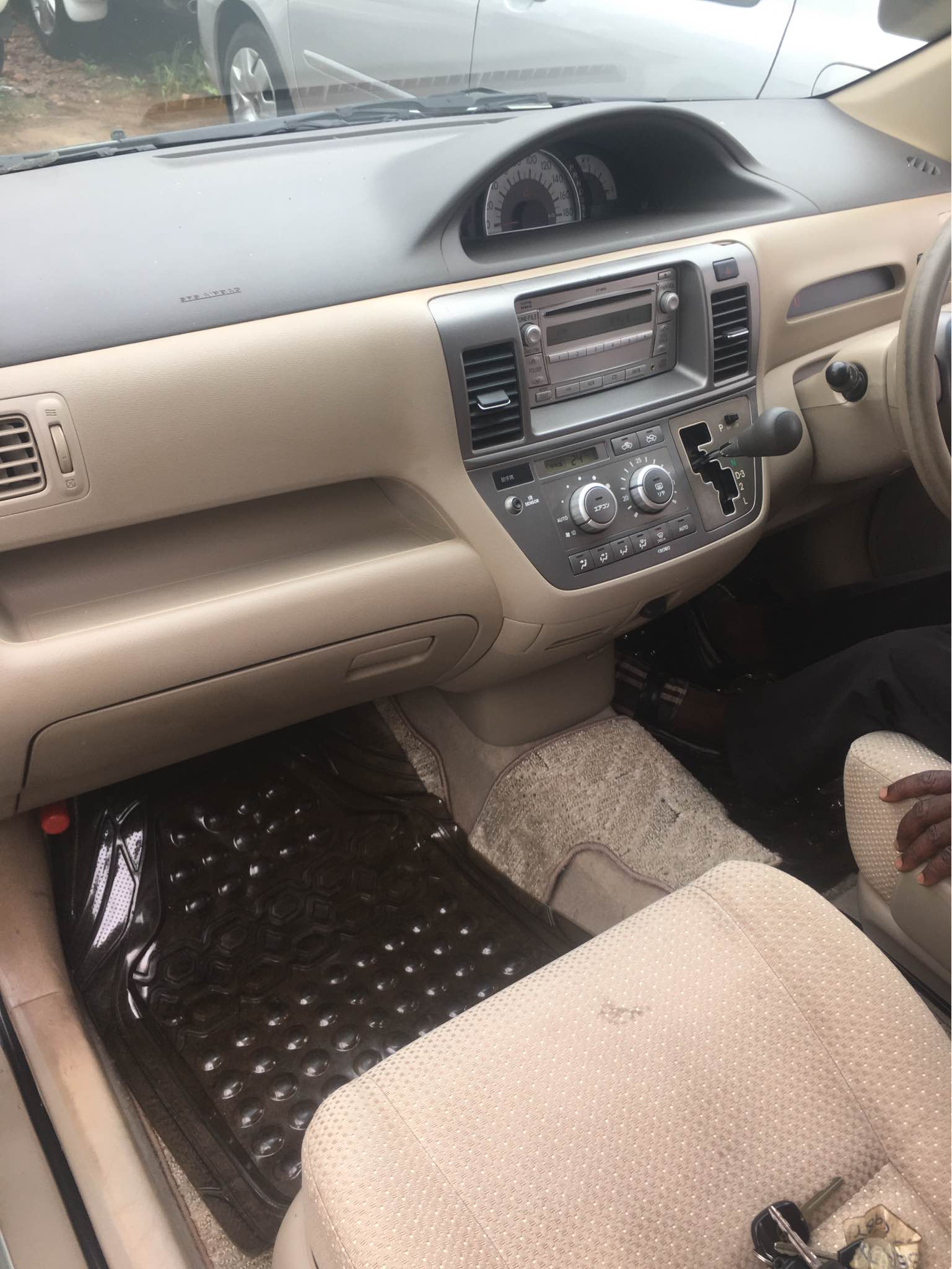 A picture of RAUM 2010 Cream Interior Fuel saving VVTI Engine 0750147312. Call