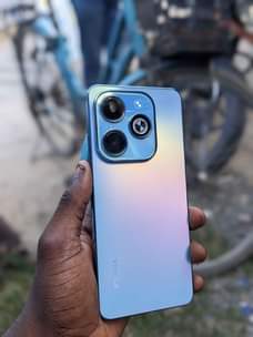A picture of Infinix Hot 40i