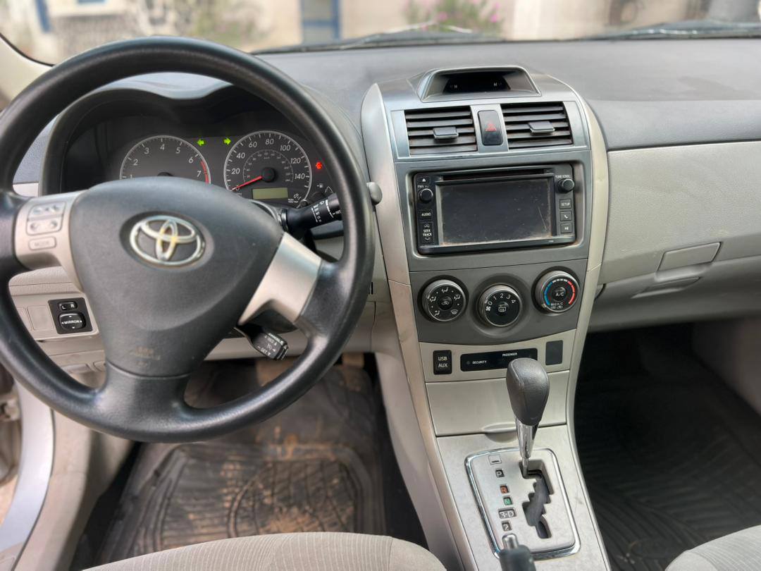 A picture of Toyota Corolla 2013