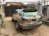 A picture of Lexus RX300
