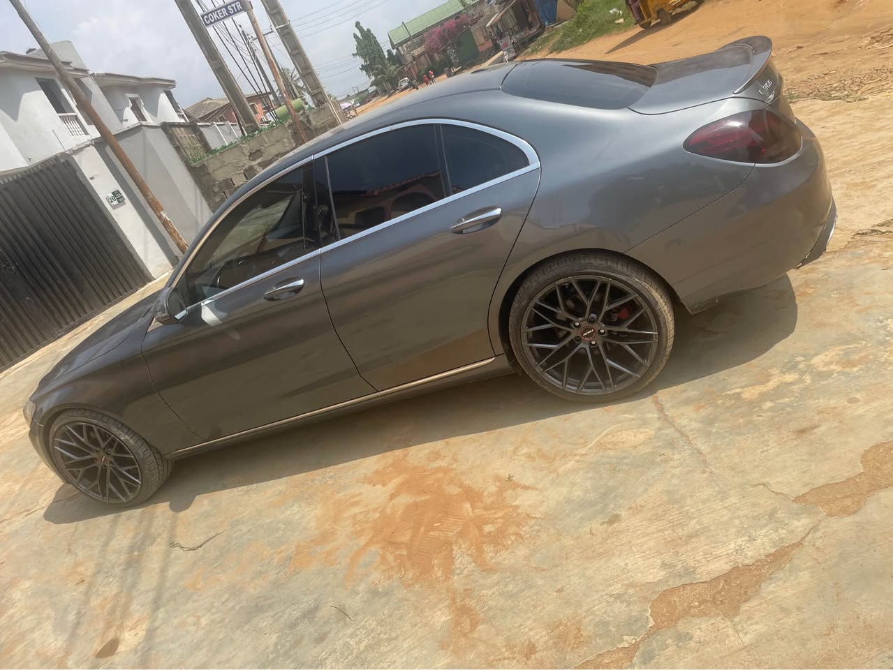 A picture of 2017 Mercedes Benz c class