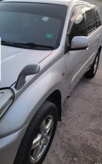 A picture of Toyota Rav4 must go now