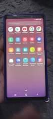 A picture of Samsung note 9
