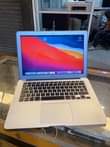 A picture of MAC BOOK AIR 2013