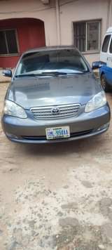 A picture of Toyota Corolla 05 model Silent Engine Sharp gear movement Ac