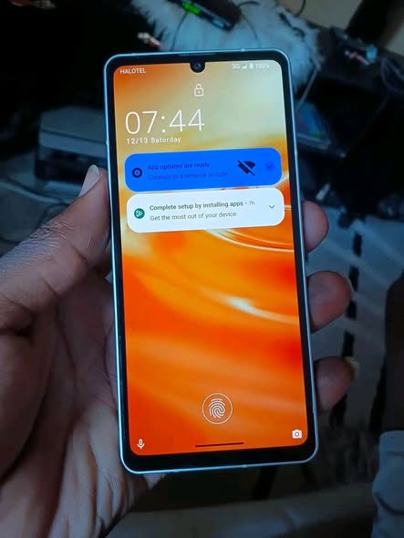 A picture of Aquos sense 6 5g internal 64gb ram fingerprint kwenye kioo