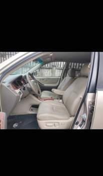 A picture of EM MOTORS PURE BELGIUM GRADE 2005 TOYOTA HIGHLANDER FOR SALE