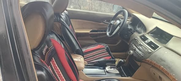 A picture of Honda Accord 2010 Clean Register