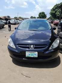 A picture of Peugeot 307 buy and drive