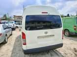 A picture of Sharp 2012 model Hummer 3 bus Sound engine and gear