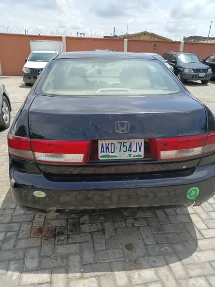 A picture of Honda e o d